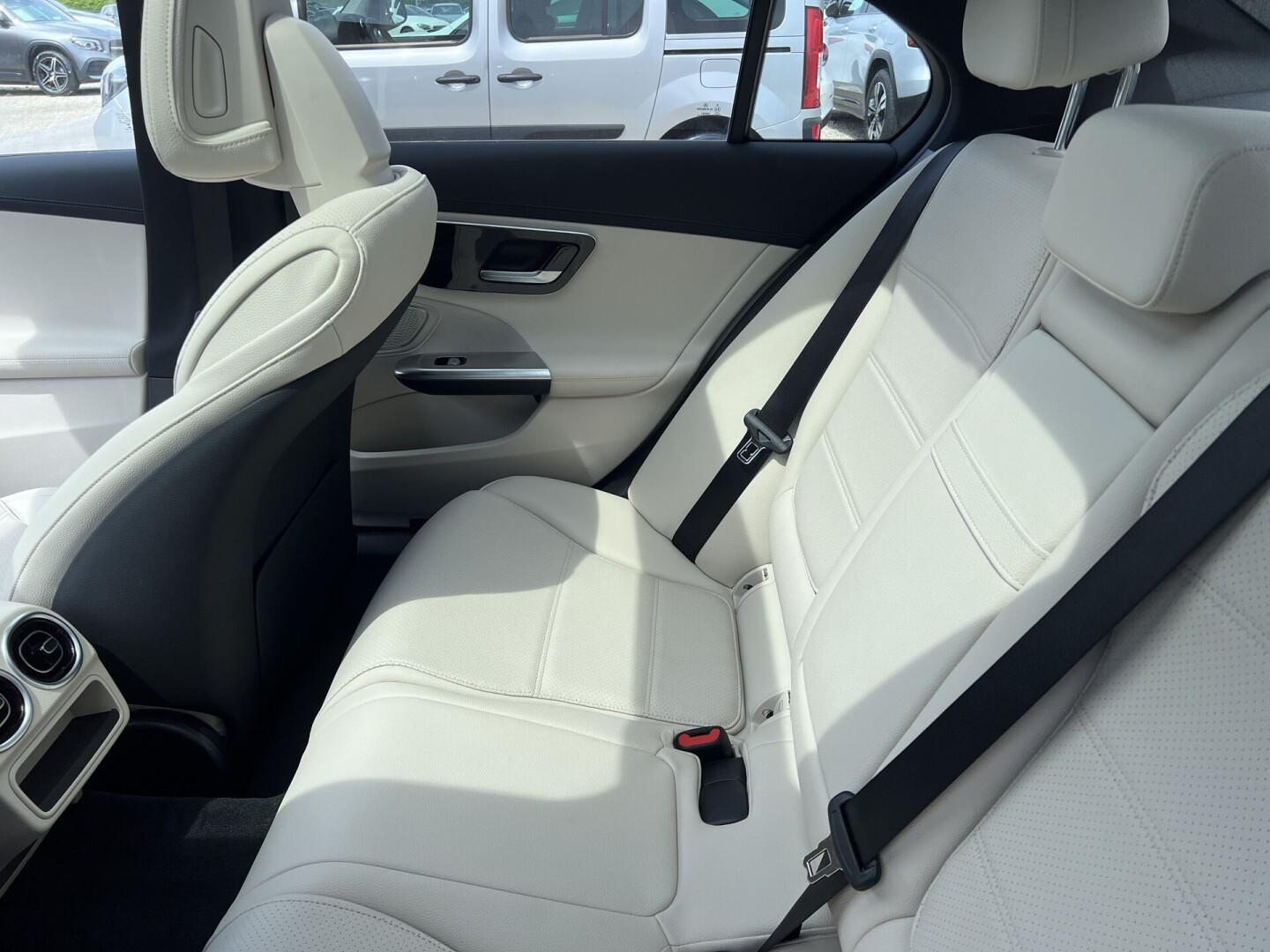 Mercedes-Benz C300e Hybrid 204PS 4Matik З Німеччини (97548)