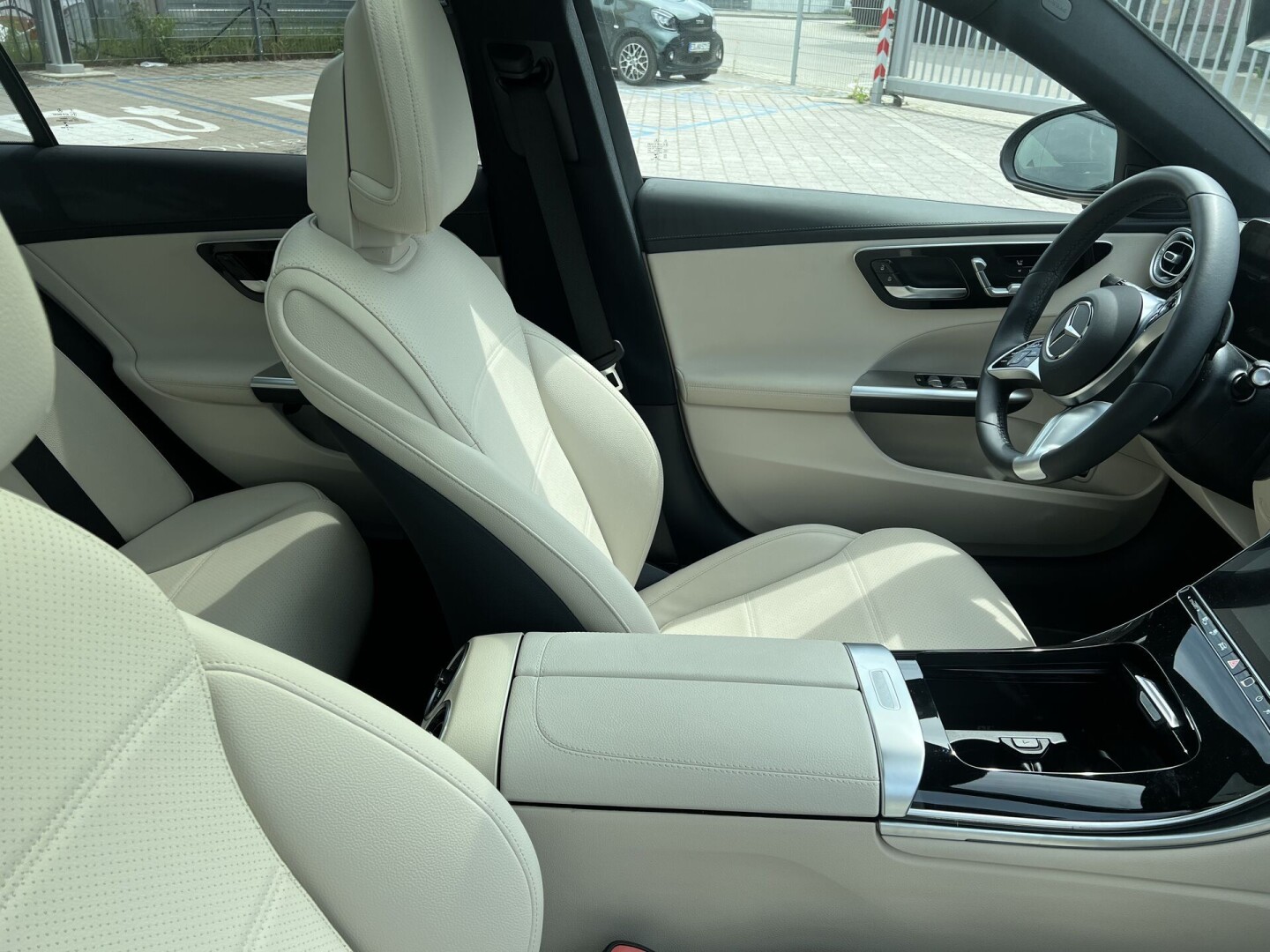 Mercedes-Benz C300e Hybrid 204PS 4Matik З Німеччини (97530)