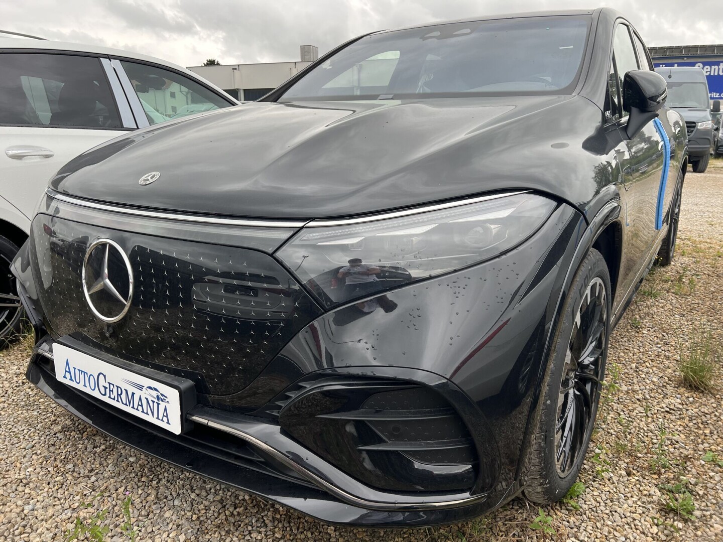 Mercedes-Benz EQS 580 SUV 544PS 4Matic Hyperscreen Black-Paket Из Германии (100995)