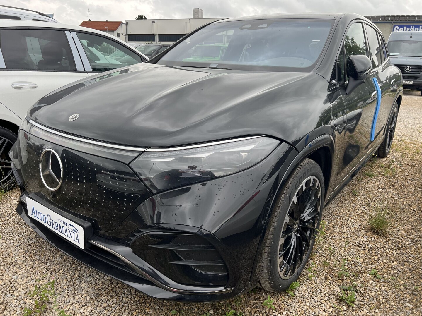 Mercedes-Benz EQS 580 SUV 544PS 4Matic Hyperscreen Black-Paket Из Германии (100997)