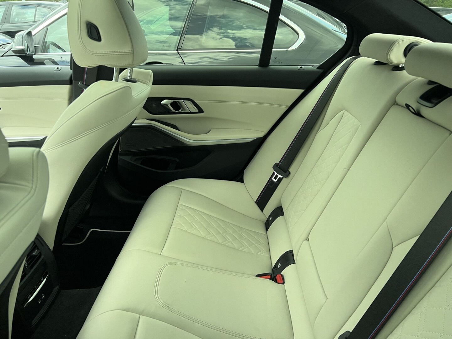 BMW 330e xDrive 292PS M-Sportpaket Pro Shadow-Line Из Германии (101860)