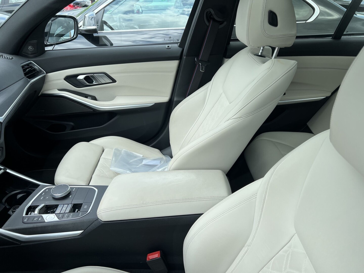 BMW 330e xDrive 292PS M-Sportpaket Pro Shadow-Line Из Германии (101859)