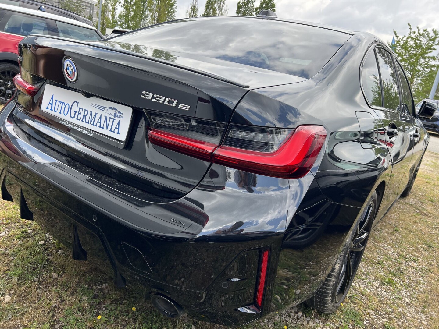 BMW 330e xDrive 292PS M-Sportpaket Pro Shadow-Line Из Германии (101864)