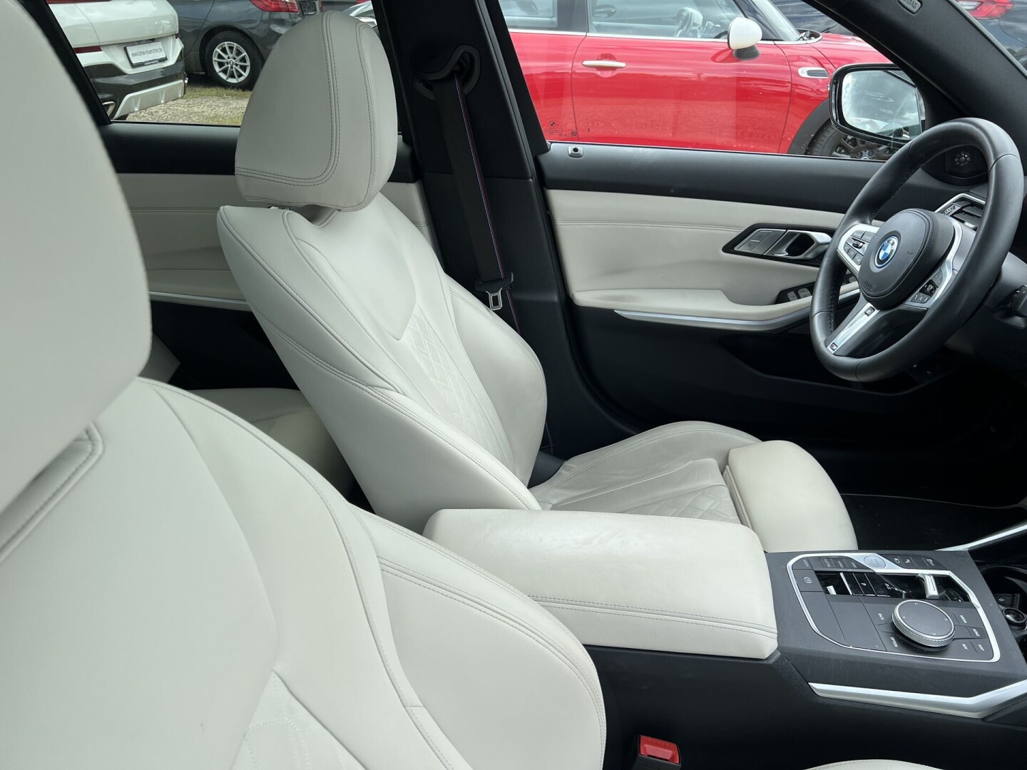 BMW 330e xDrive 292PS M-Sportpaket Pro Shadow-Line Из Германии (101850)