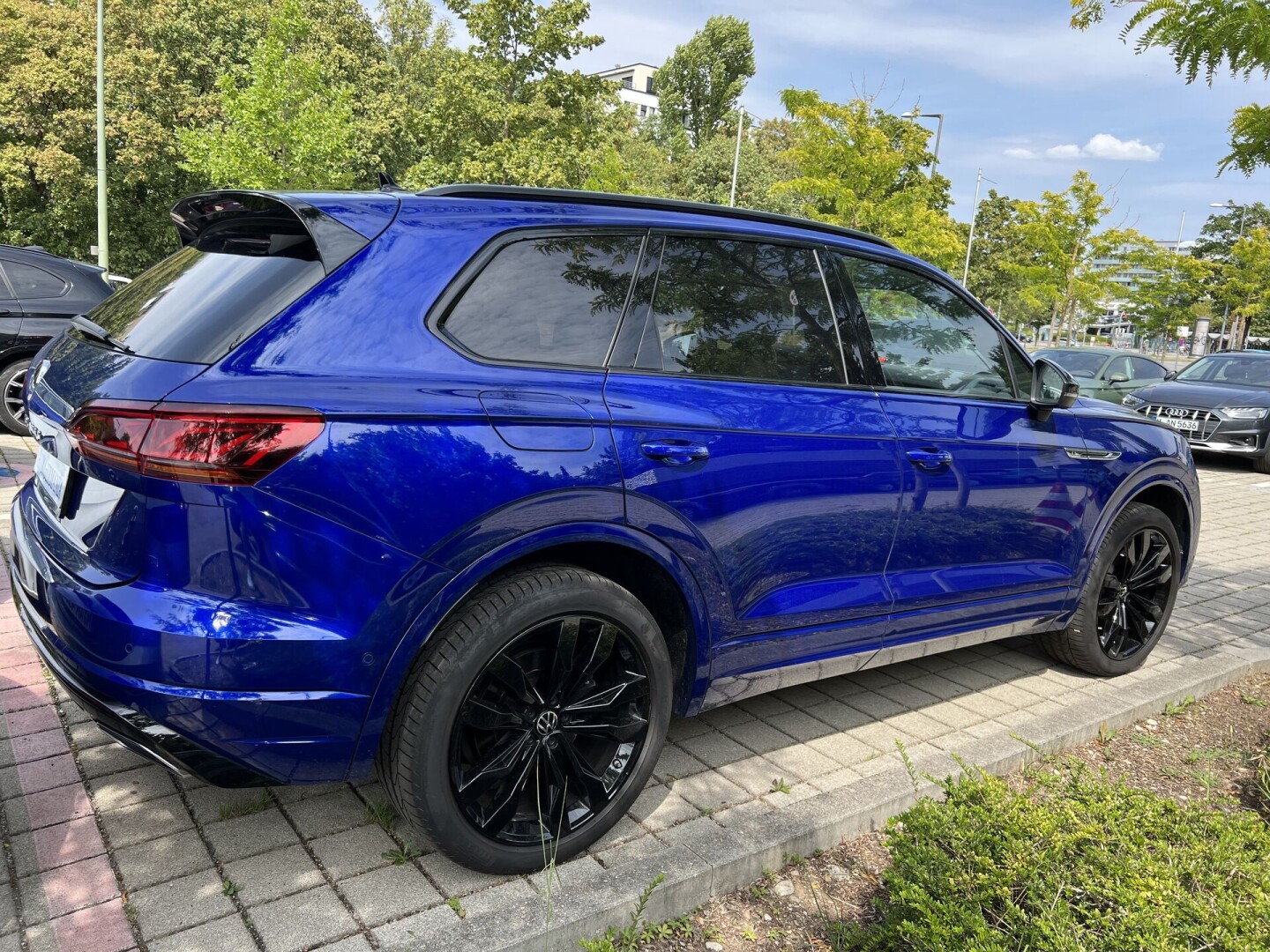 VW Touareg 3.0TDI 286PS R-Line IQ-Matrix Black Paket Из Германии (102411)