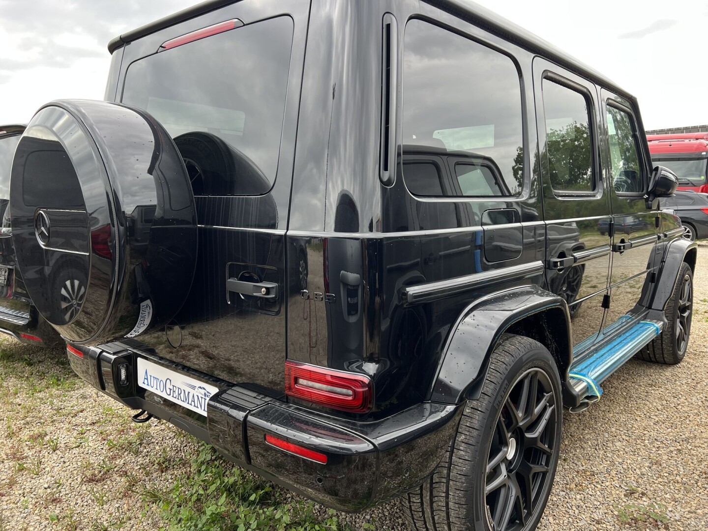 Mercedes-Bens G63 AMG 585PS 4Matic Individual Carbon Black Из Германии (103177)
