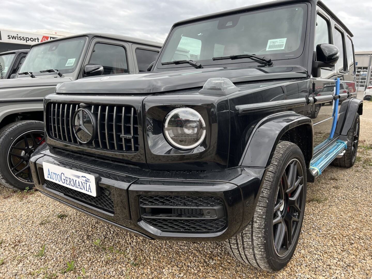 Mercedes-Bens G63 AMG 585PS 4Matic Individual Carbon Black Из Германии (103168)