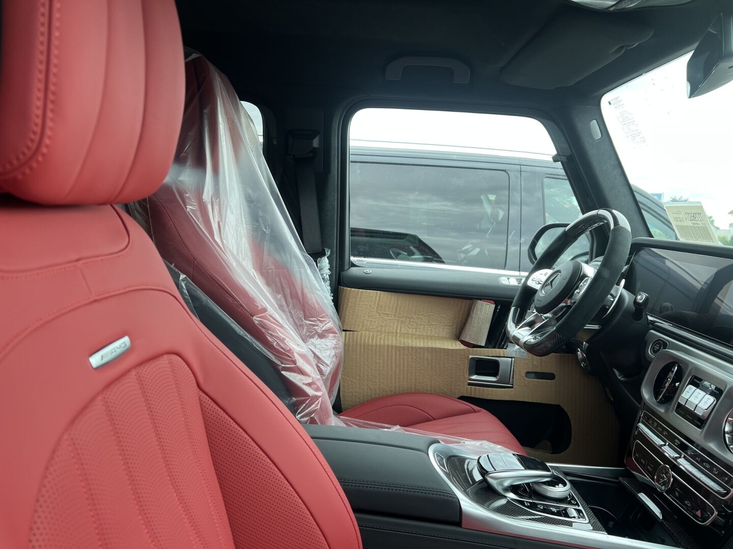 Mercedes-Bens G63 AMG 585PS 4Matic Individual Carbon Black Из Германии (103158)