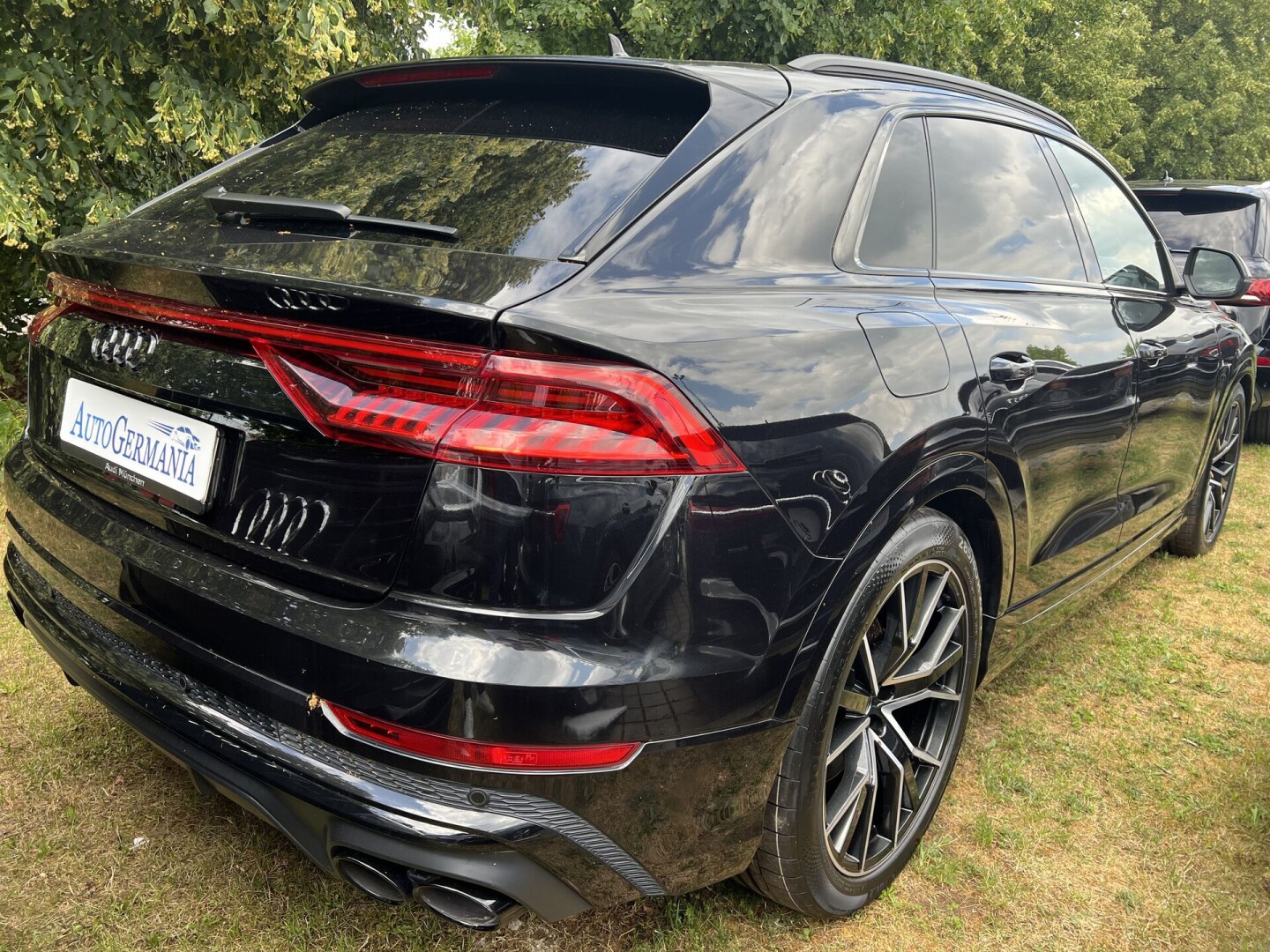 Audi SQ8 4.0TDI 435PS Black Matrix Individual LED Из Германии (103205)