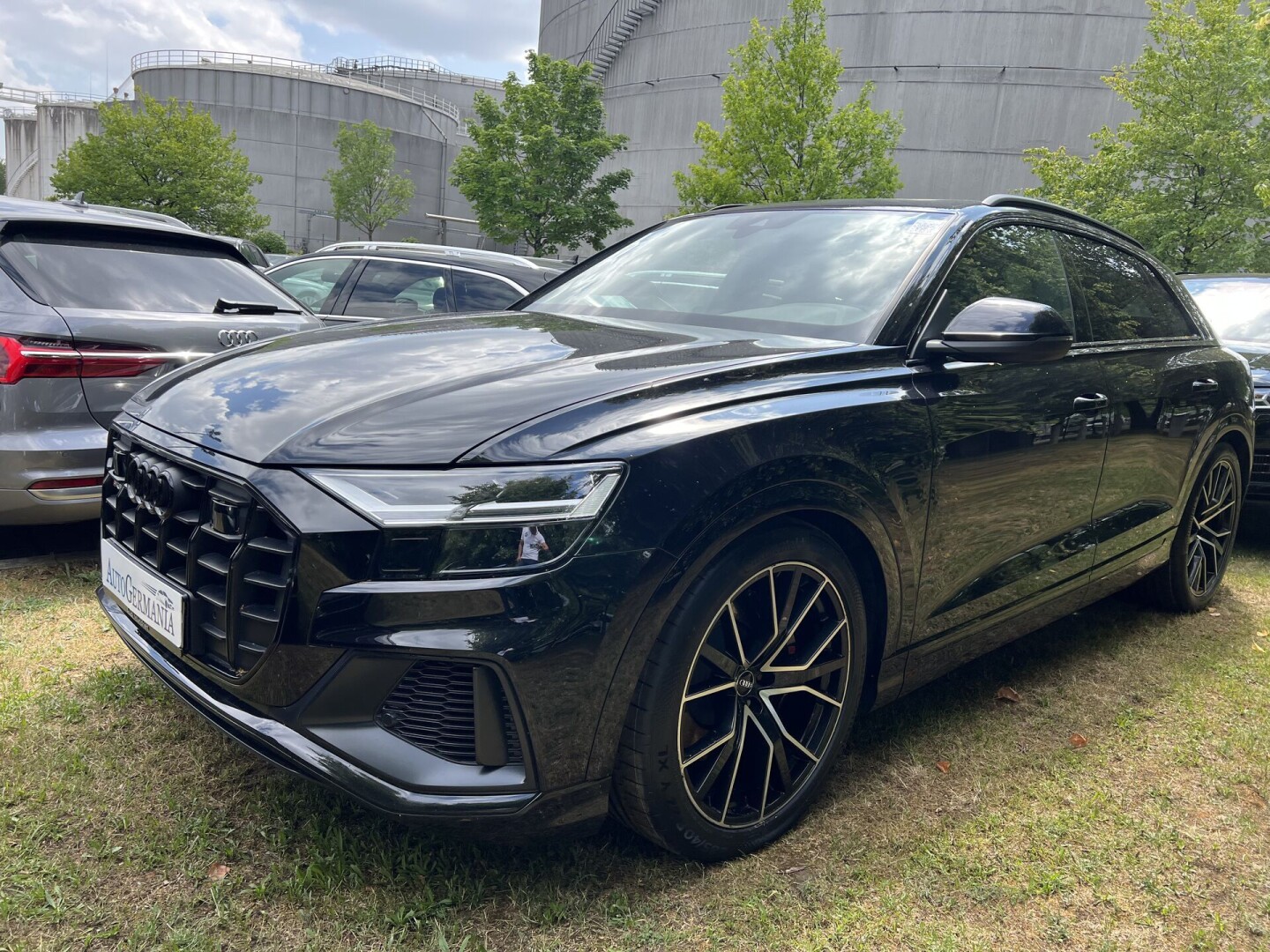 Audi SQ8 4.0TDI 435PS Black Matrix Individual LED Из Германии (103197)