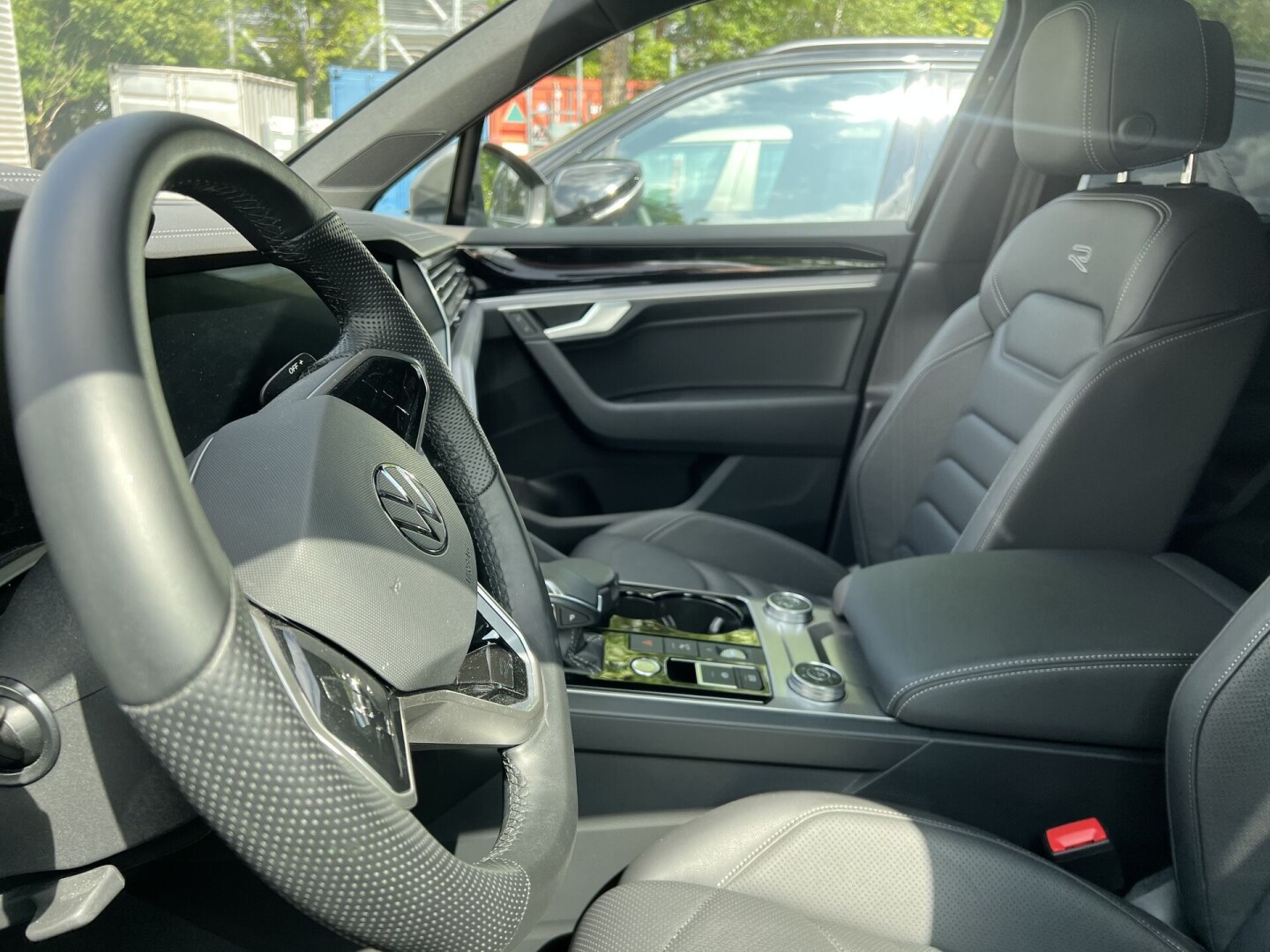 VW Touareg 3.0TDI 286PS R-Line IQ-LED З Німеччини (103703)