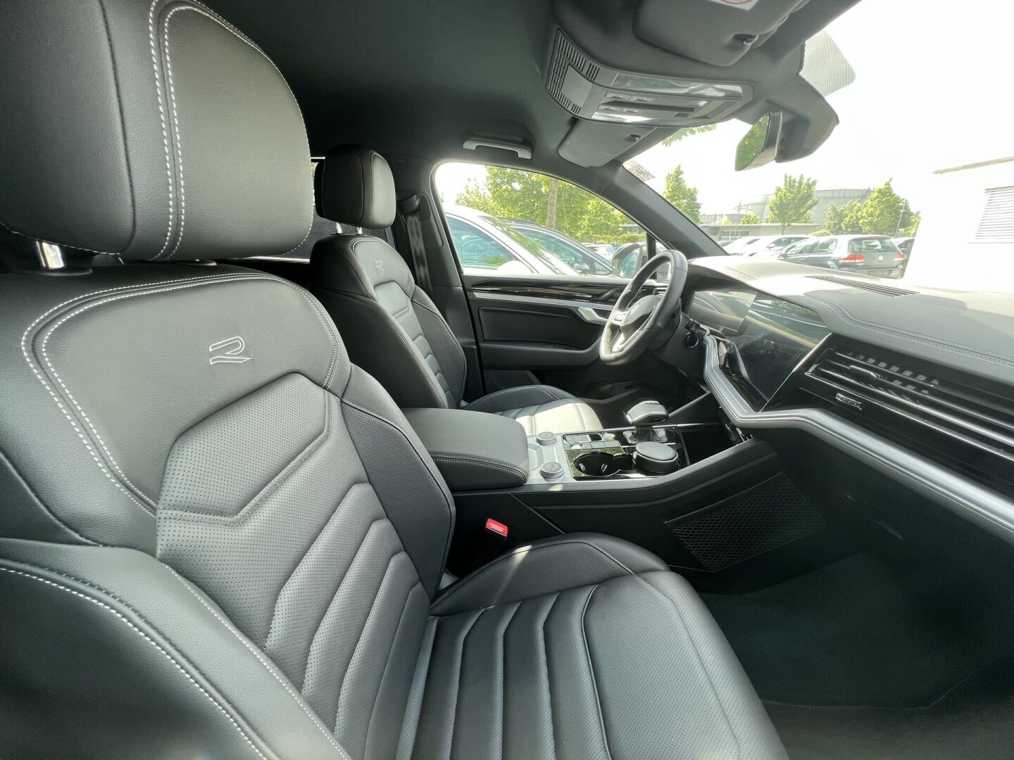 VW Touareg 3.0TDI 286PS R-Line IQ-LED З Німеччини (103689)