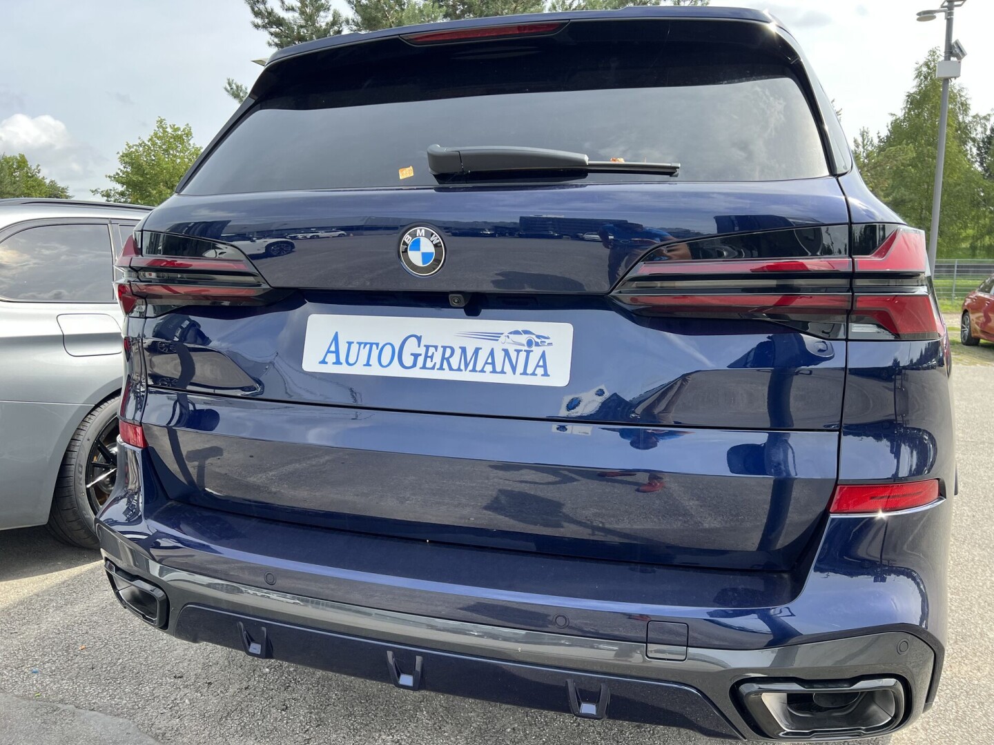 BMW X5 xDrive 30d 298PS M-Paket Black LED Из Германии (105052)