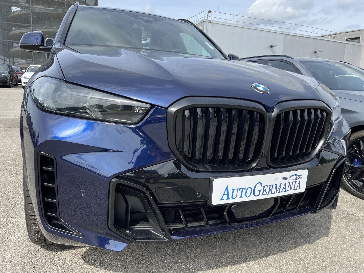 BMW X5 xDrive 30d 298PS M-Paket Black LED Из Германии (105036)