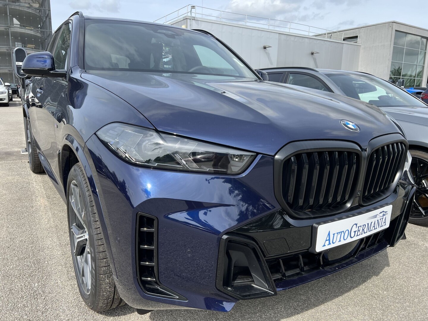 BMW X5 xDrive 30d 298PS M-Paket Black LED Из Германии (105035)