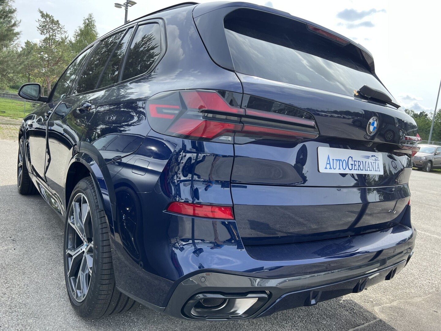 BMW X5 xDrive 30d 298PS M-Paket Black LED Из Германии (105054)