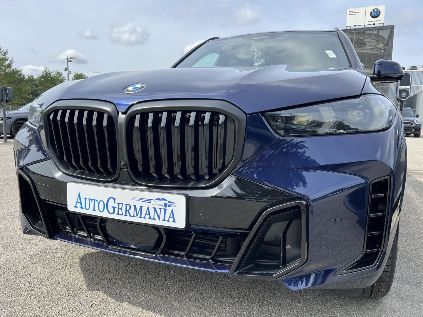 BMW X5 xDrive 30d 298PS M-Paket Black LED Из Германии (105039)