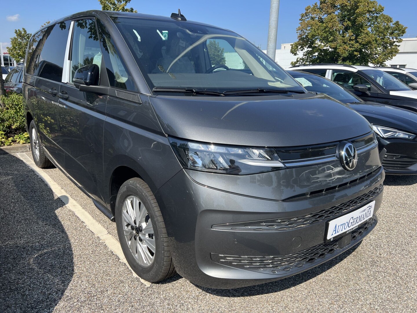 VW Multivan T7 Life 1.5TSI DSG 136PS IQ-LED Из Германии (105057)