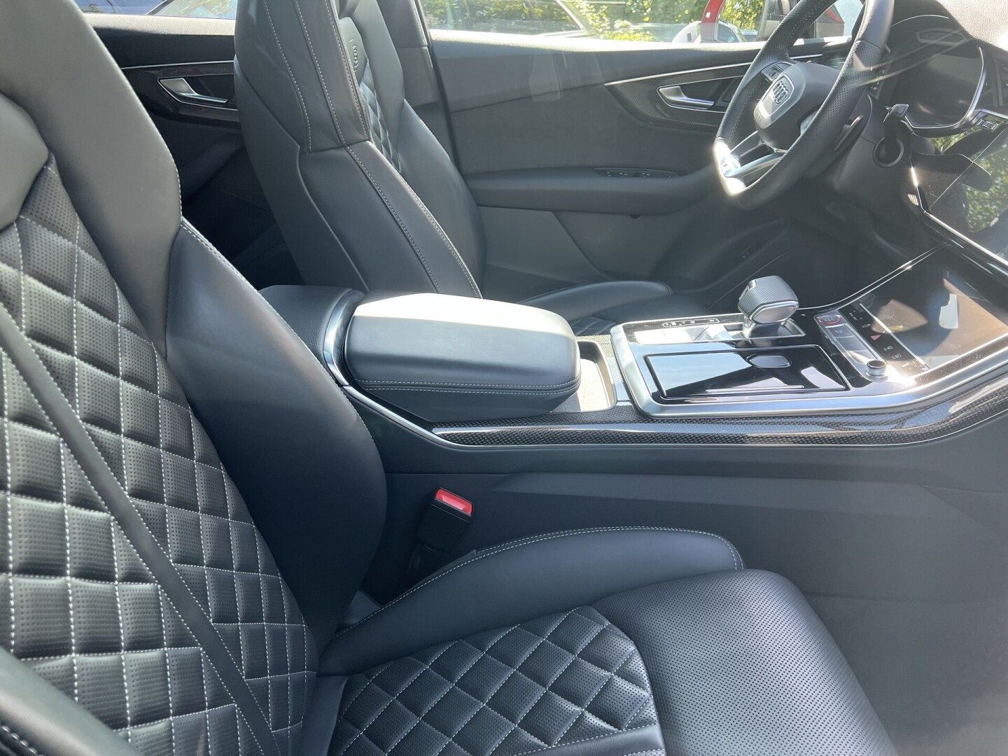 Audi SQ7 4.0TFSI 507PS Black-Paket HD Matrix Из Германии (105574)