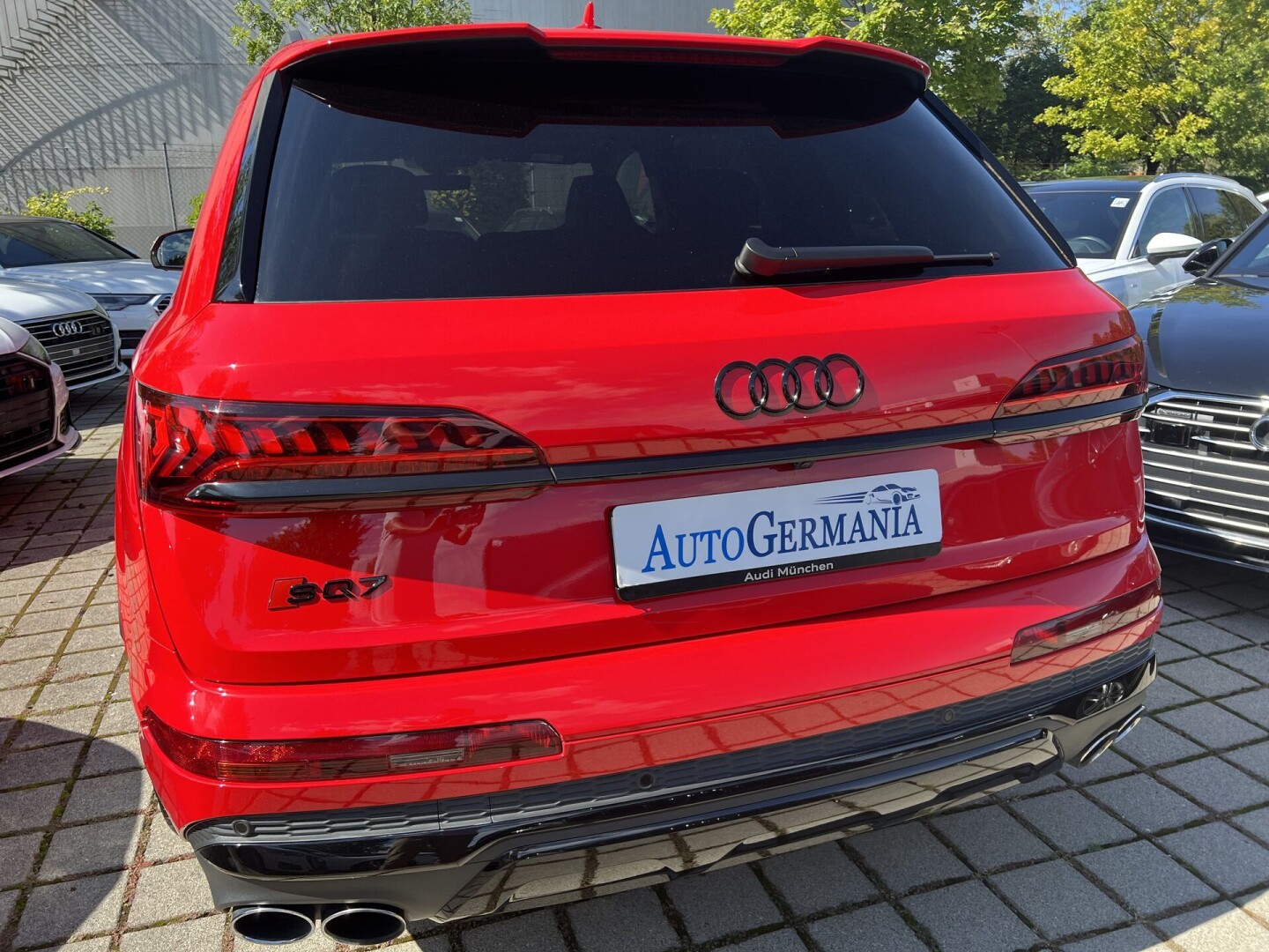 Audi SQ7 4.0TFSI 507PS Black-Paket HD Matrix Из Германии (105567)