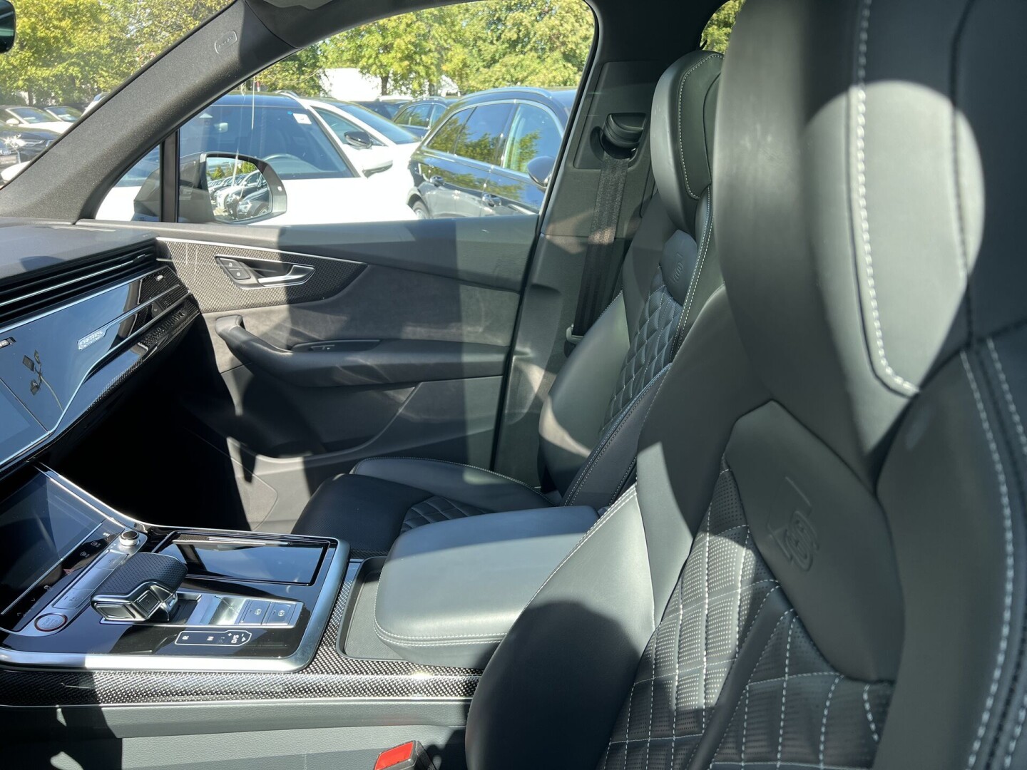 Audi SQ7 4.0TFSI 507PS Black-Paket HD Matrix Из Германии (105558)