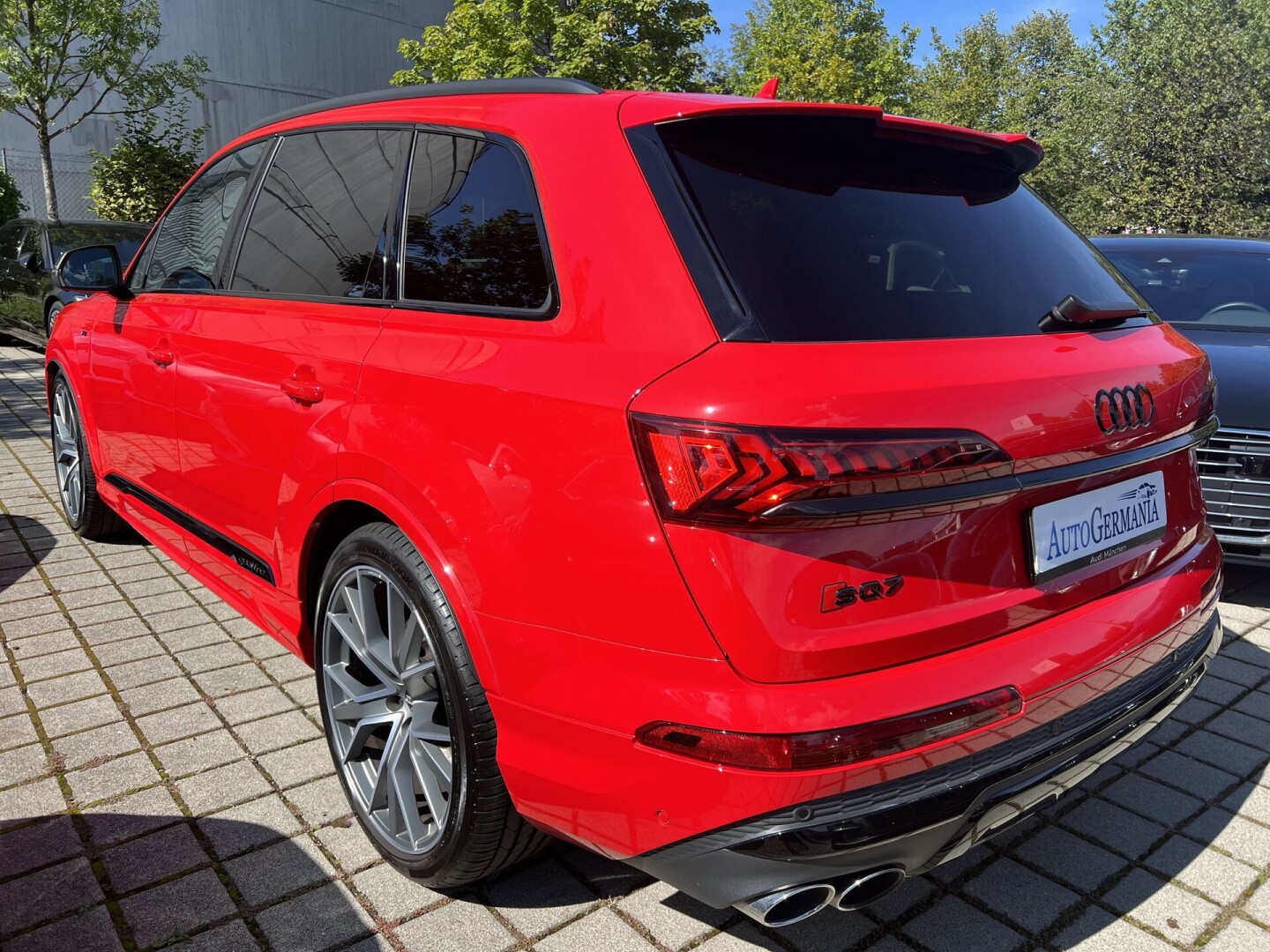 Audi SQ7 4.0TFSI 507PS Black-Paket HD Matrix Из Германии (105569)