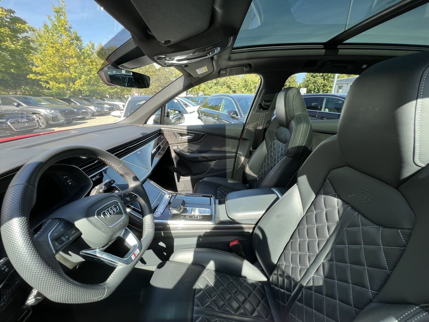 Audi SQ7 4.0TFSI 507PS Black-Paket HD Matrix Из Германии (105553)
