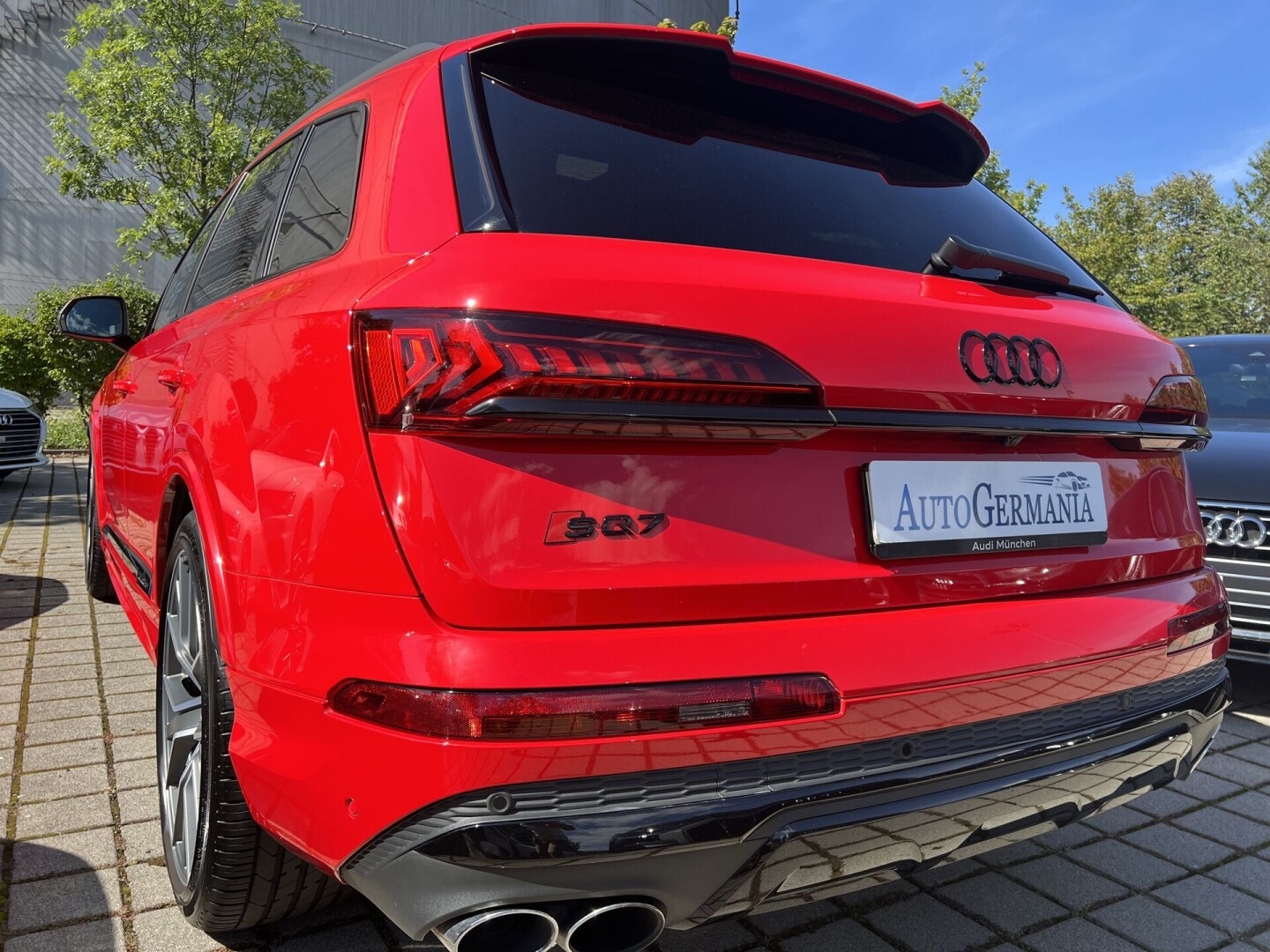 Audi SQ7 4.0TFSI 507PS Black-Paket HD Matrix Из Германии (105560)