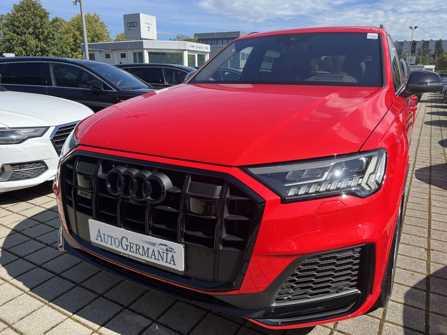 Audi SQ7 4.0TFSI 507PS Black-Paket HD Matrix Из Германии (105587)
