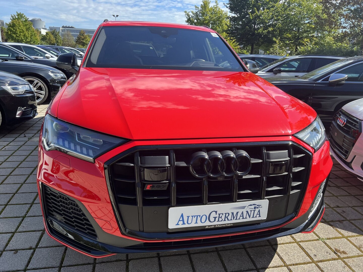 Audi SQ7 4.0TFSI 507PS Black-Paket HD Matrix Из Германии (105584)