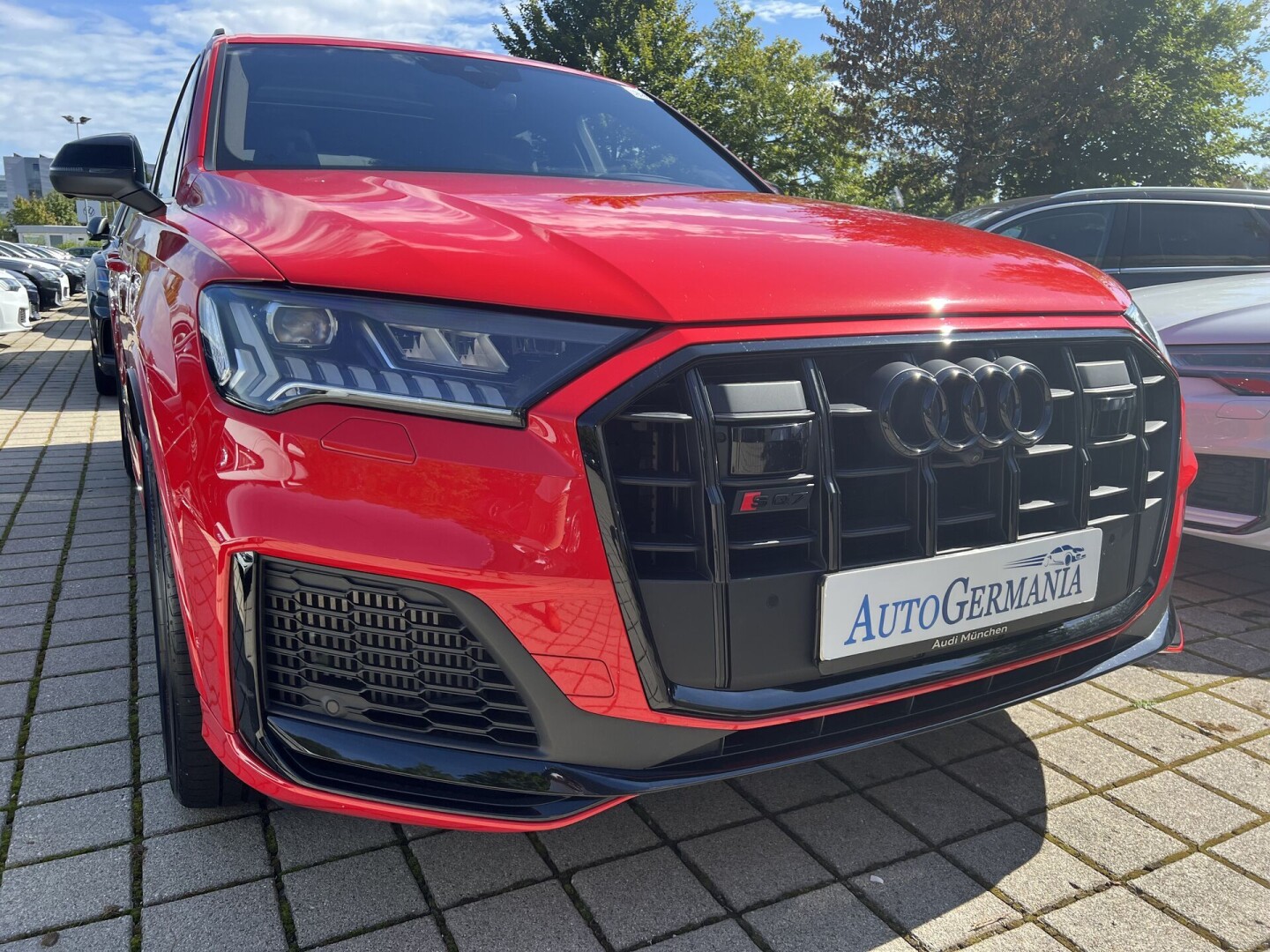 Audi SQ7 4.0TFSI 507PS Black-Paket HD Matrix Из Германии (105579)