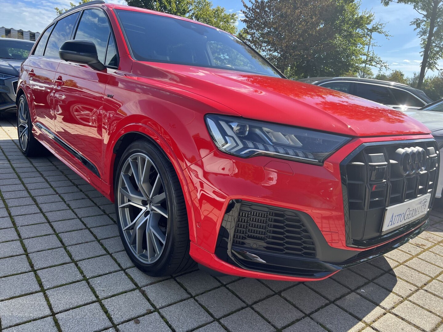 Audi SQ7 4.0TFSI 507PS Black-Paket HD Matrix Из Германии (105582)