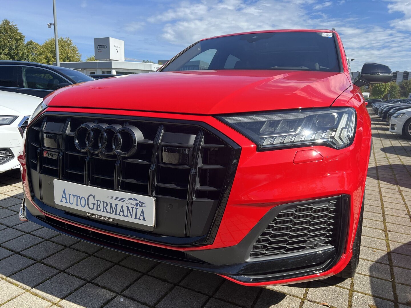 Audi SQ7 4.0TFSI 507PS Black-Paket HD Matrix Из Германии (105580)