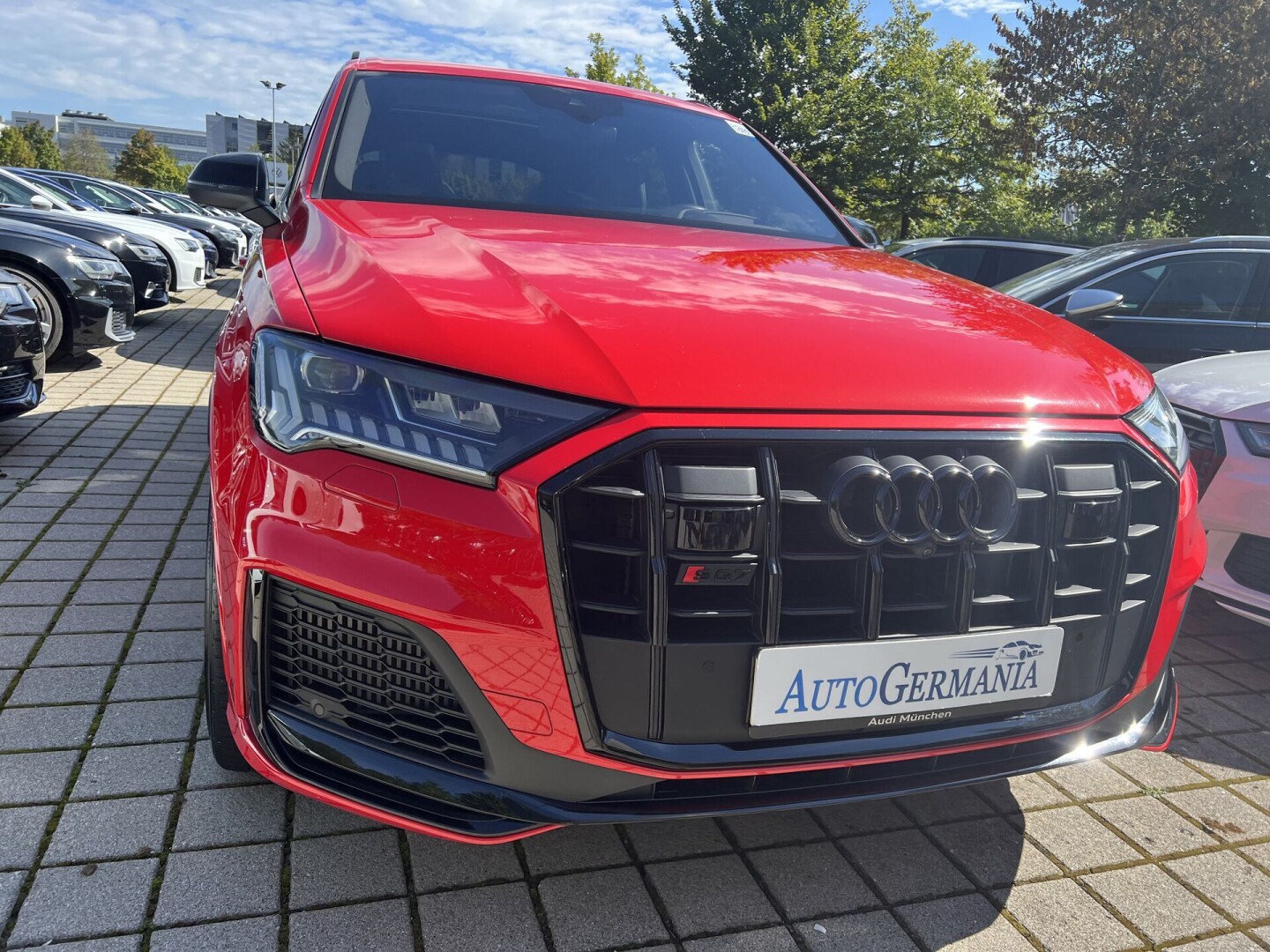 Audi SQ7 4.0TFSI 507PS Black-Paket HD Matrix Из Германии (105583)