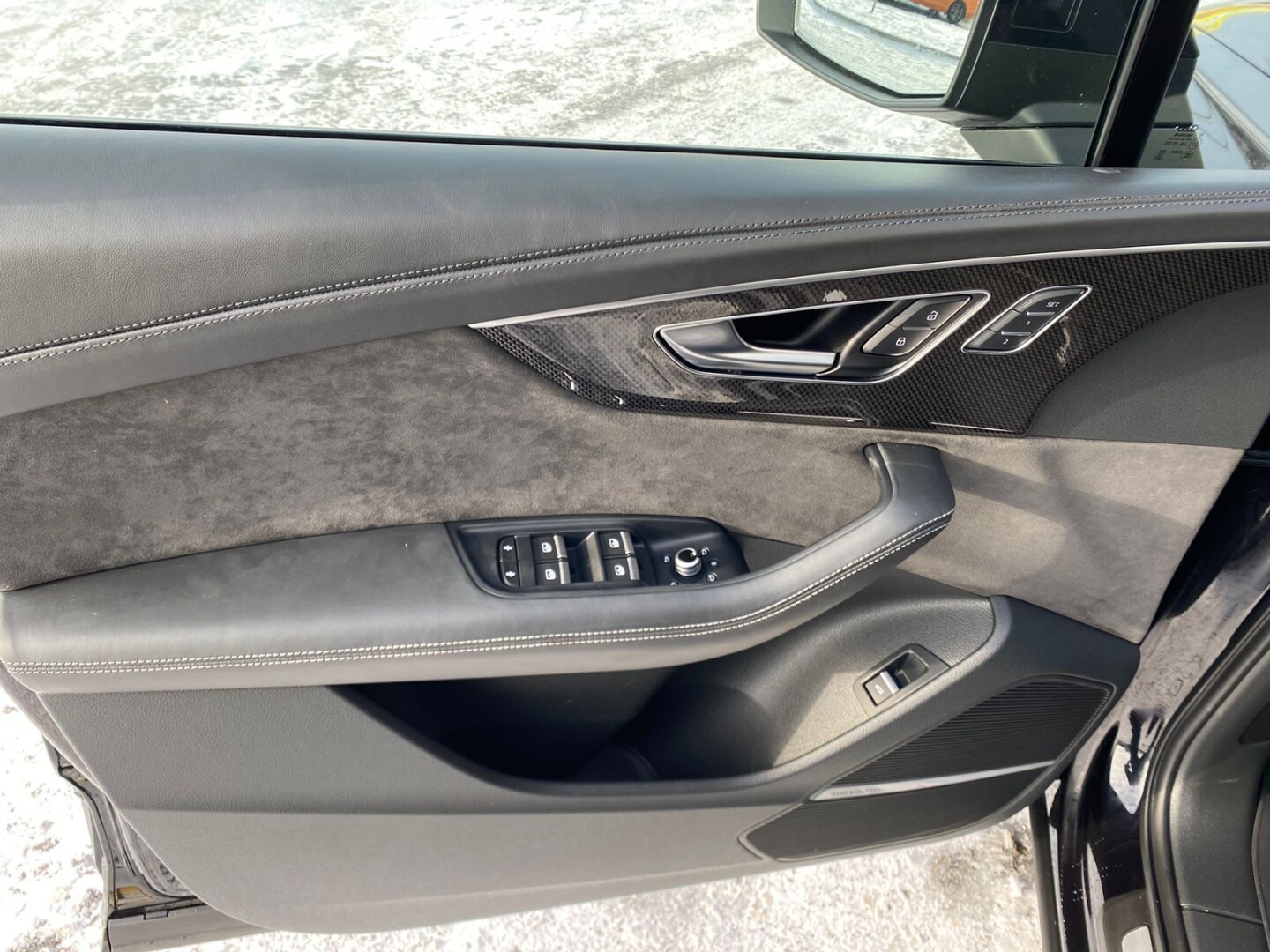 Audi SQ7 4.0TDI 435PS Black-Paket Keramik Carbon З Німеччини (115846)
