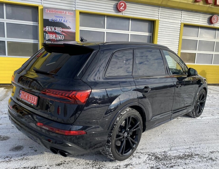 Audi SQ7 4.0TDI 435PS Black-Paket Keramik Carbon З Німеччини (115818)