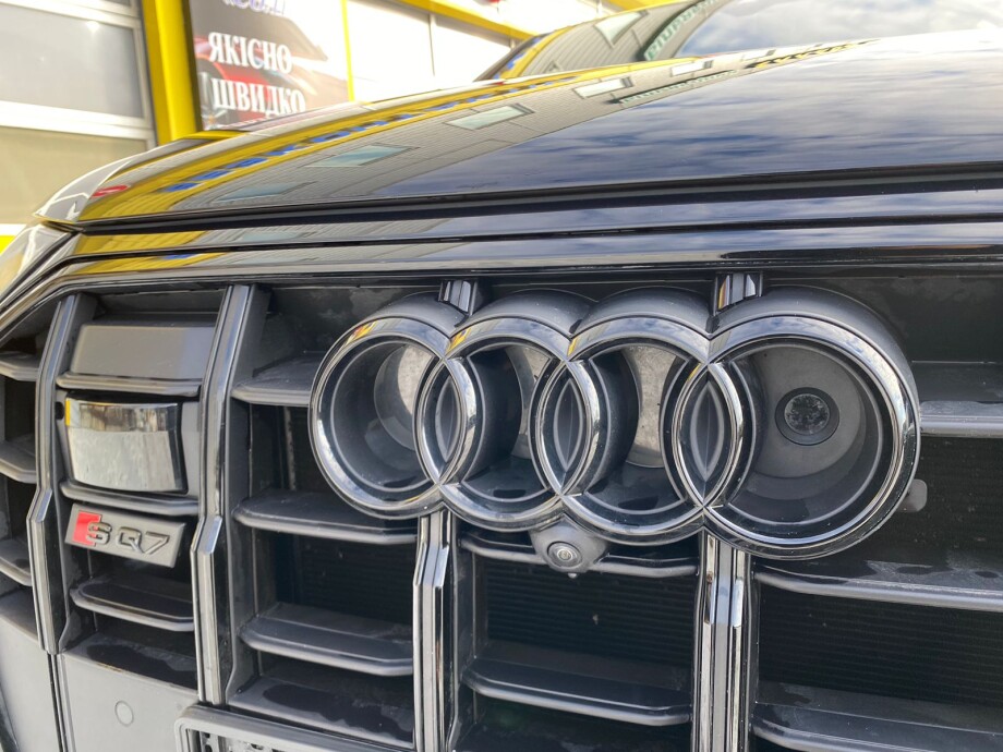Audi SQ7 4.0TDI 435PS Black-Paket Keramik Carbon З Німеччини (115843)
