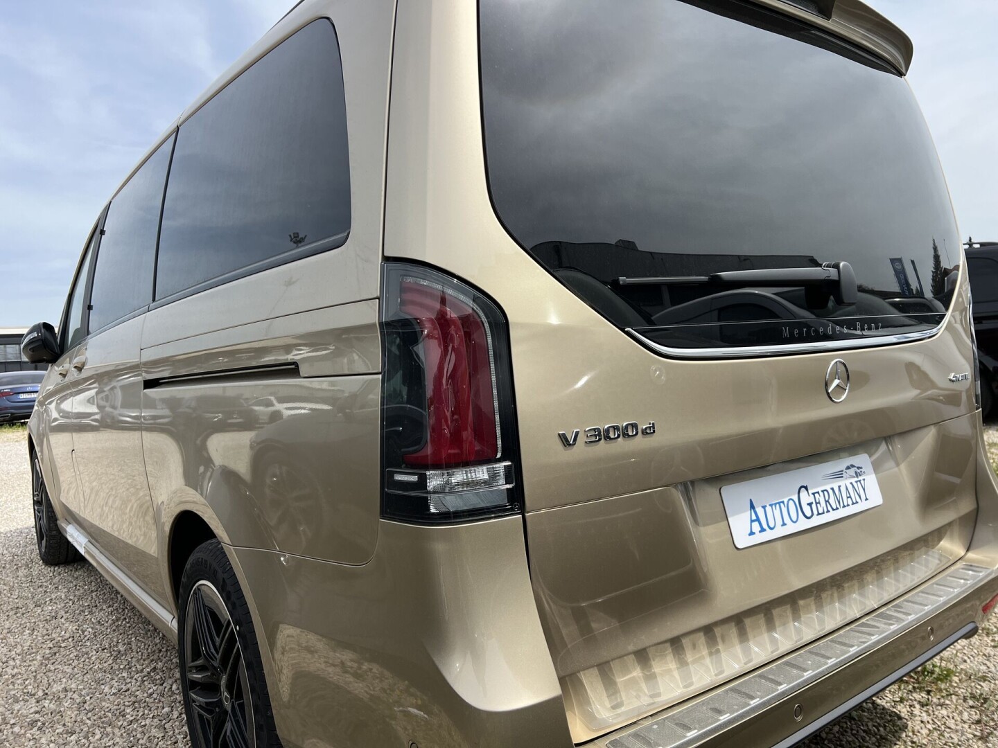 Mercedes-Benz V300d AMG 237PS 4Matic Facelift Exclusive Long Из Германии (117389)