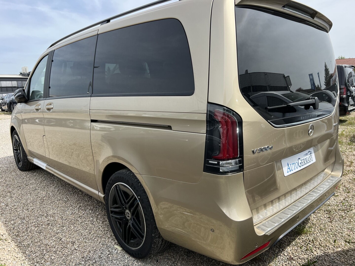 Mercedes-Benz V300d AMG 237PS 4Matic Facelift Exclusive Long Из Германии (117390)
