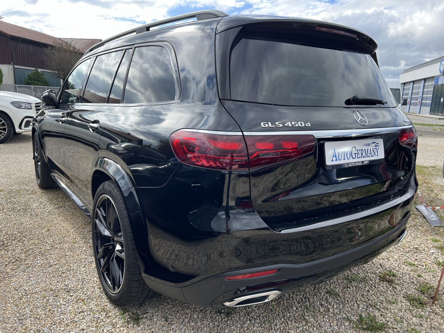 MB GLS 450d AMG Royal Black-Paket E-Active Body Control З Німеччини (120418)