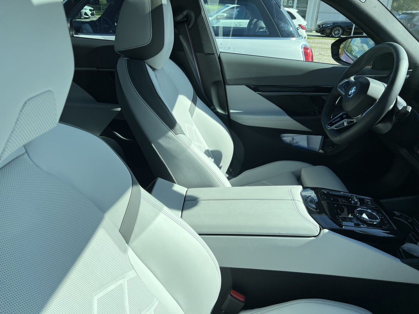 BMW i5 xDrive40 M-Sport Pro Black-Paket З Німеччини (123293)