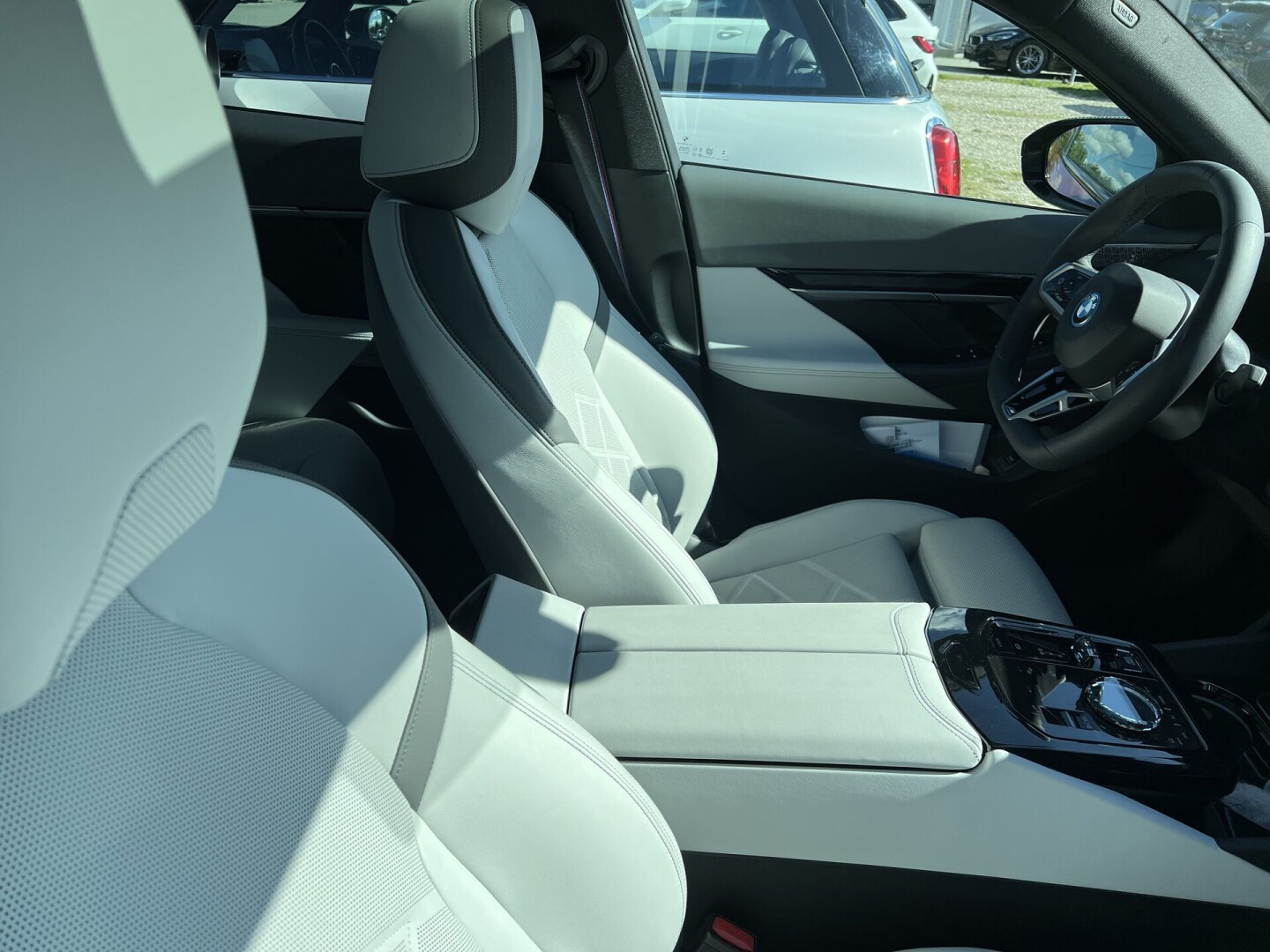 BMW i5 xDrive40 M-Sport Pro Black-Paket З Німеччини (123289)