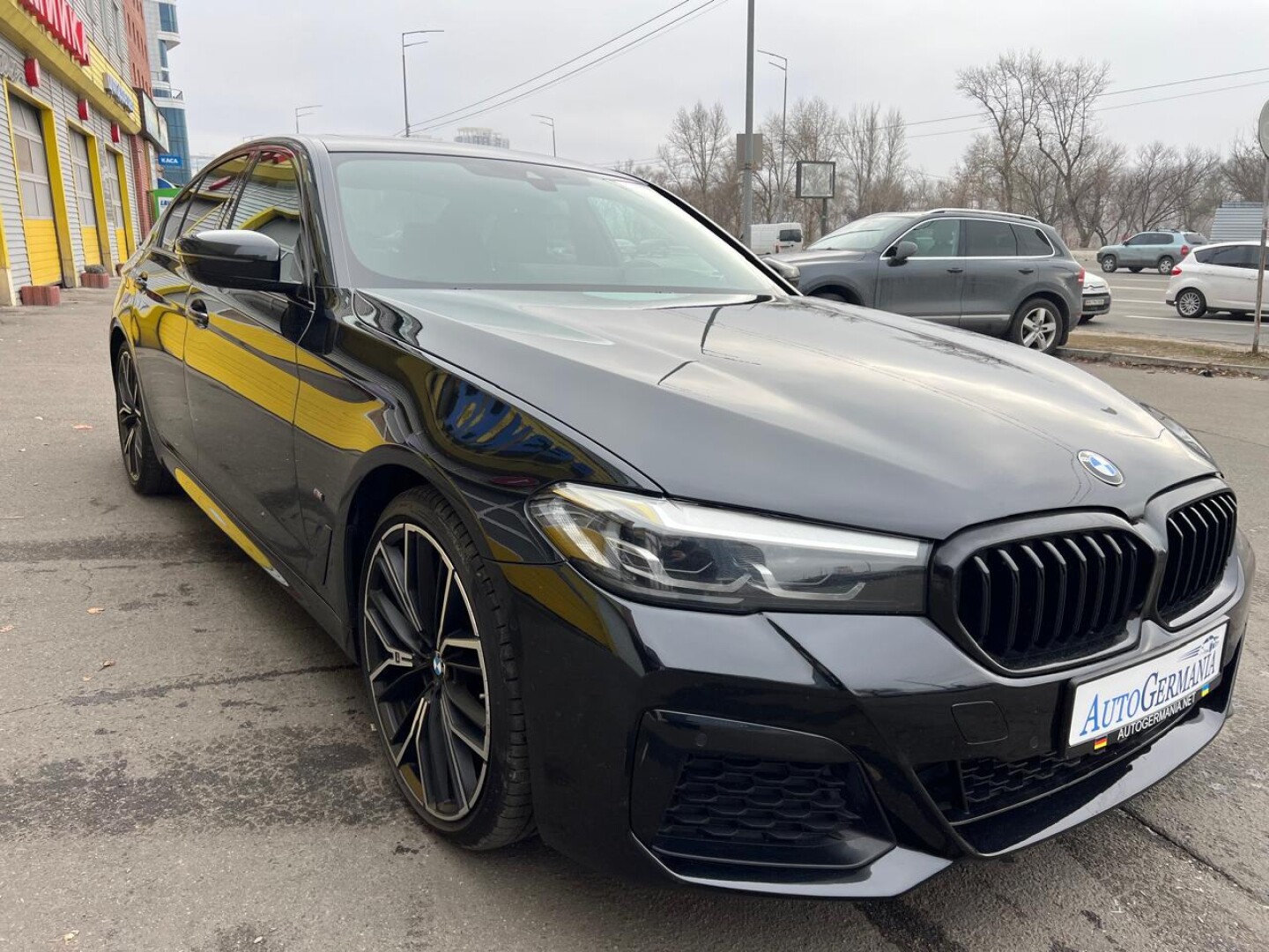 BMW 540d xDrive 540PS M-Sport Black Paket LED  З Німеччини (125997)