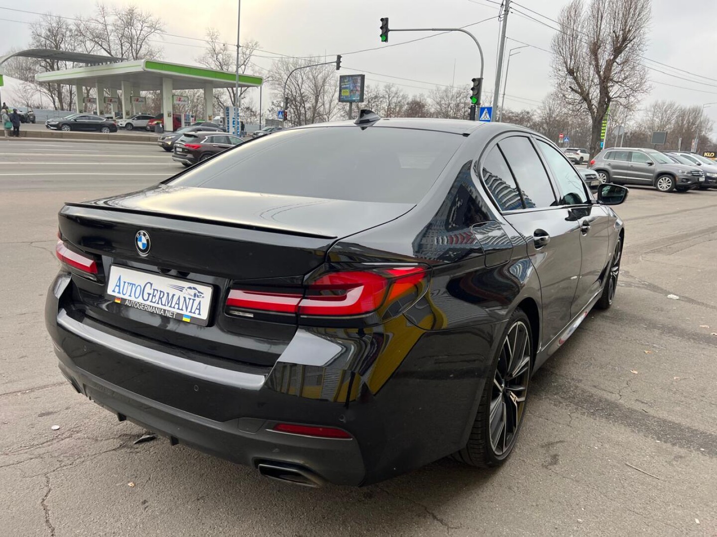 BMW 540d xDrive 540PS M-Sport Black Paket LED  З Німеччини (126003)