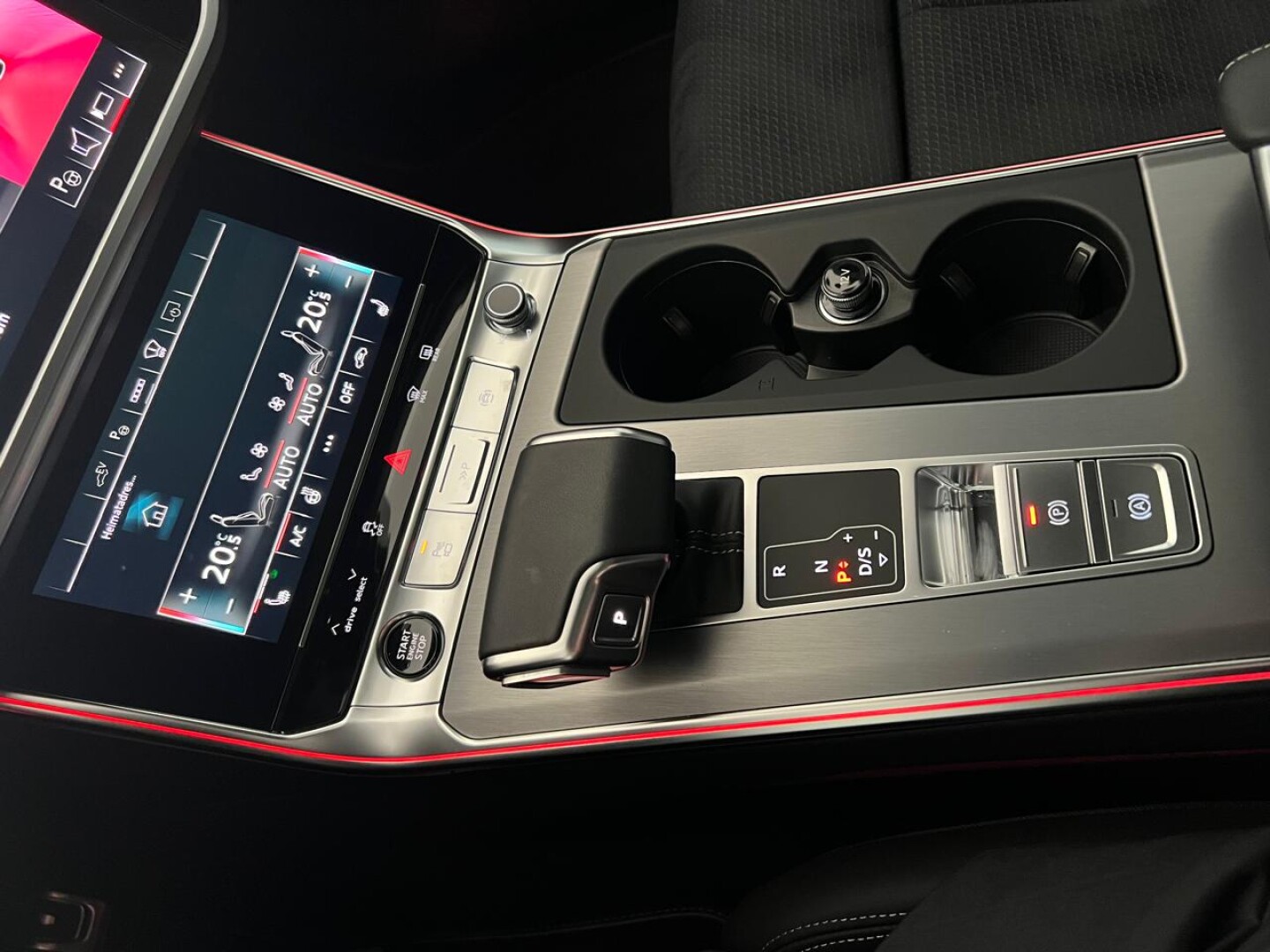 Audi A6 S-Line Quattro 55TFSIe 367PS HD-Matrix Avant  З Німеччини (126186)