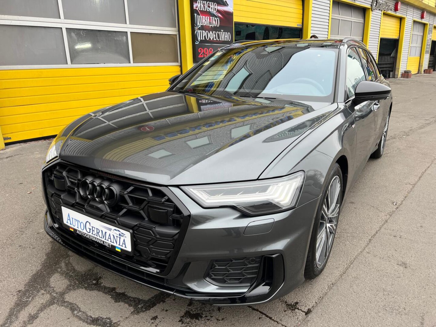Audi A6 S-Line Quattro 55TFSIe 367PS HD-Matrix Avant  З Німеччини (126165)
