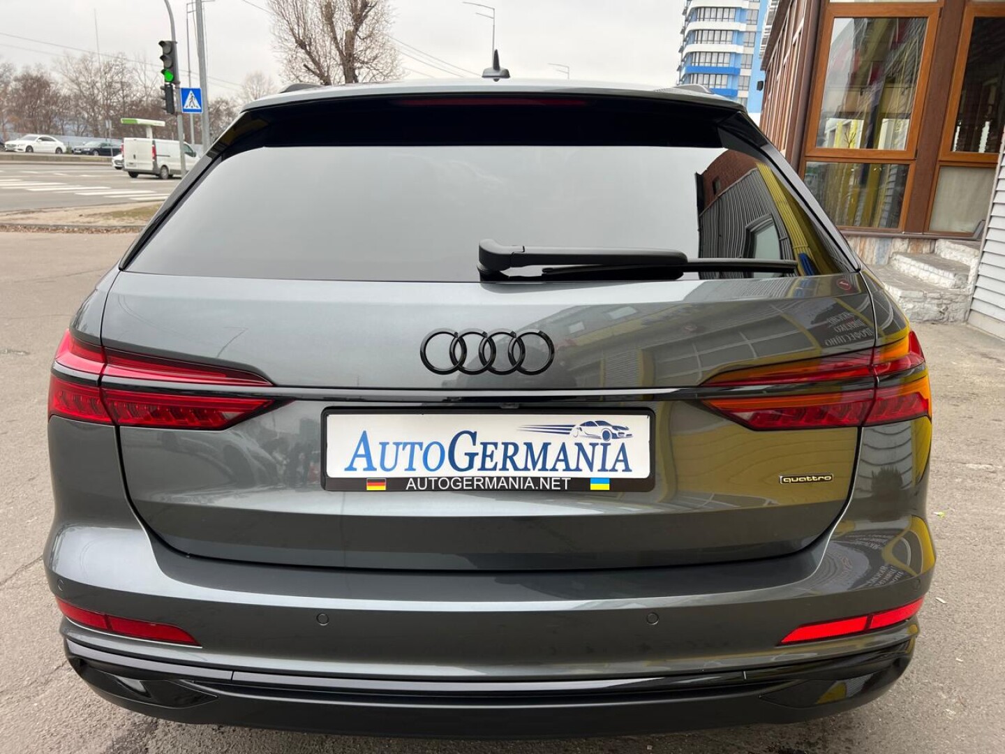 Audi A6 S-Line Quattro 55TFSIe 367PS HD-Matrix Avant  З Німеччини (126163)