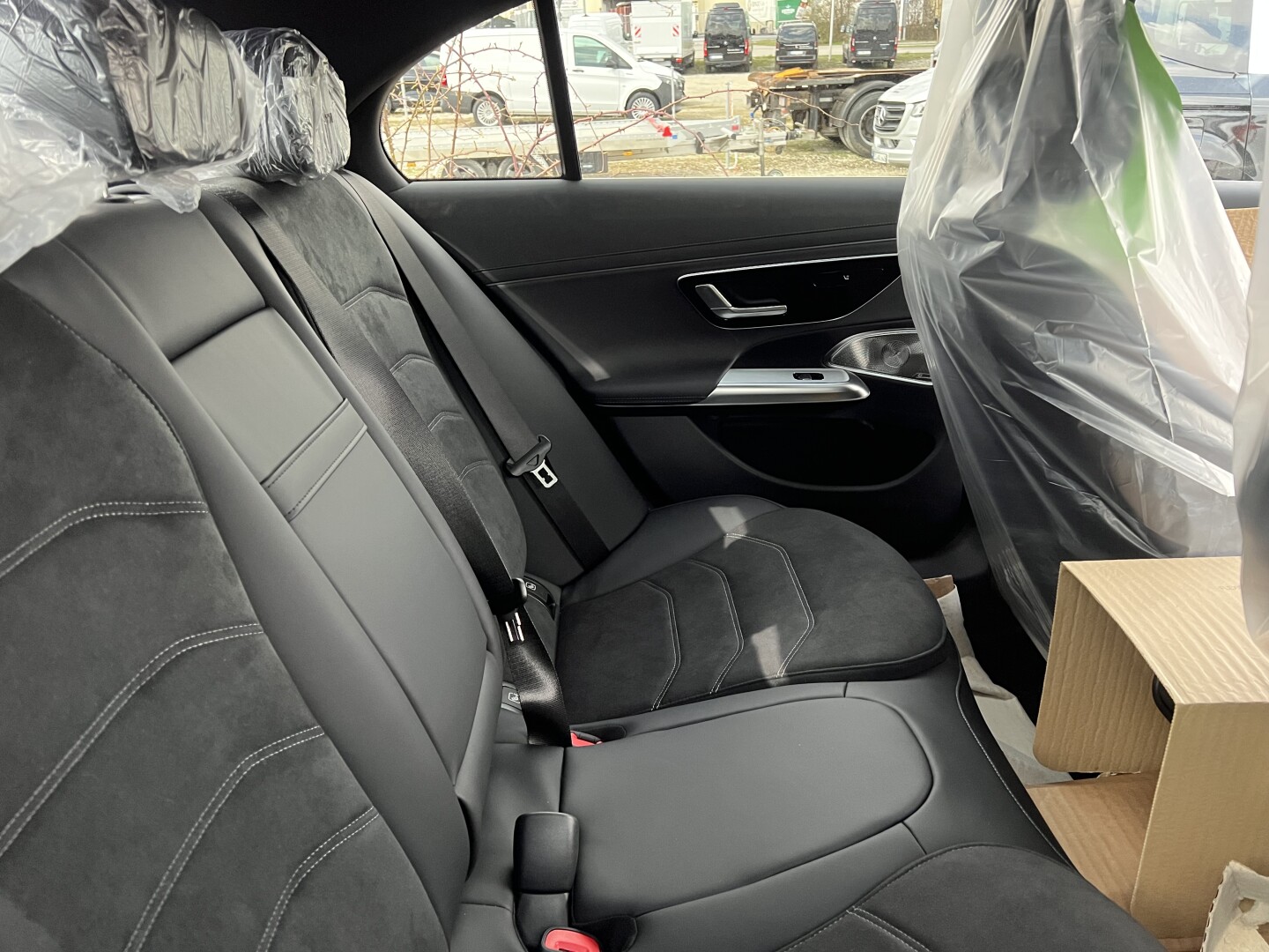 Mercedes-Benz E450d 4-Matic 367PS AMG-Premium   З Німеччини (126470)