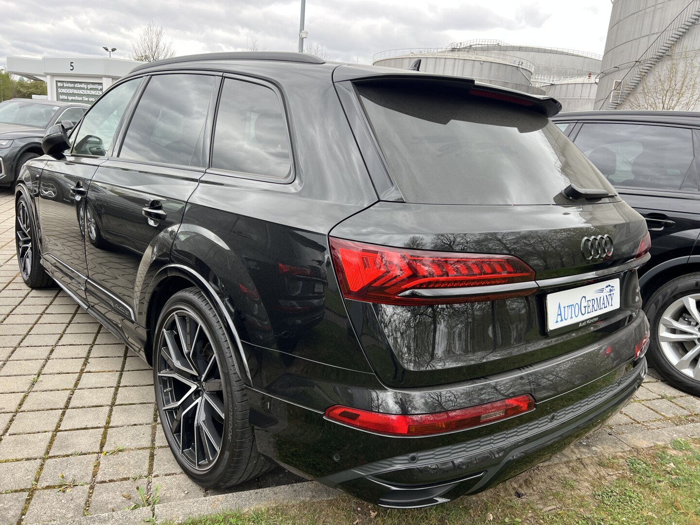 Audi Q7 50TDI 286PS S-Line Black-Paket Matrix  З Німеччини (126671)