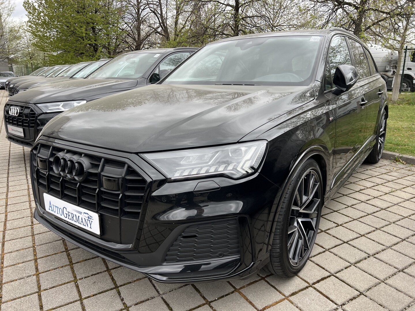 Audi Q7 50TDI 286PS S-Line Black-Paket Matrix  З Німеччини (126658)